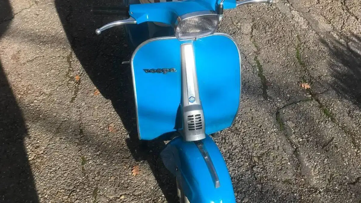Piaggio Vespa 50 Special  (3)