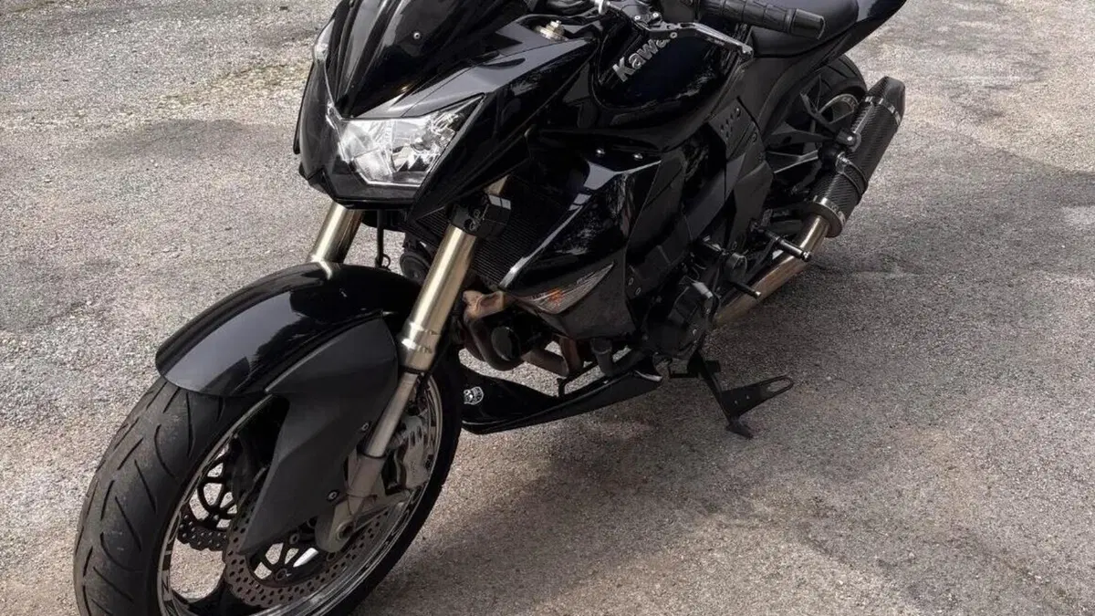 Kawasaki Z 1000 (2007 - 09)  (3)