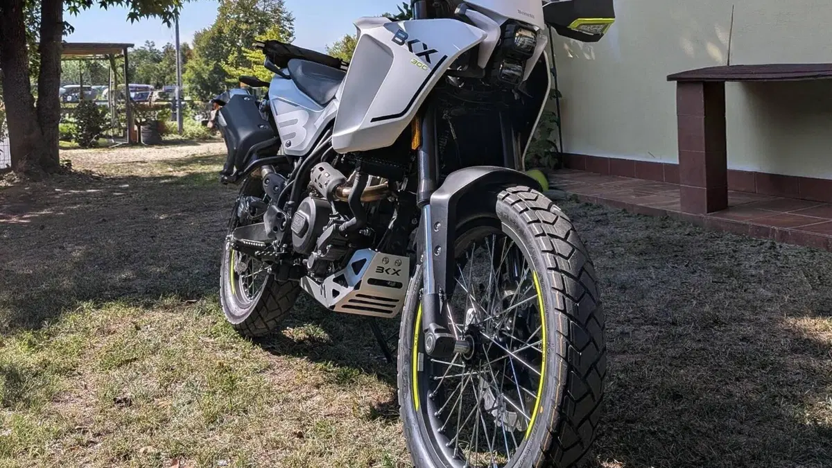 Benelli BKX 300 (2026)  (4)