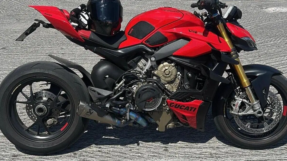 Ducati Streetfighter V4 S (2023 - 24) 