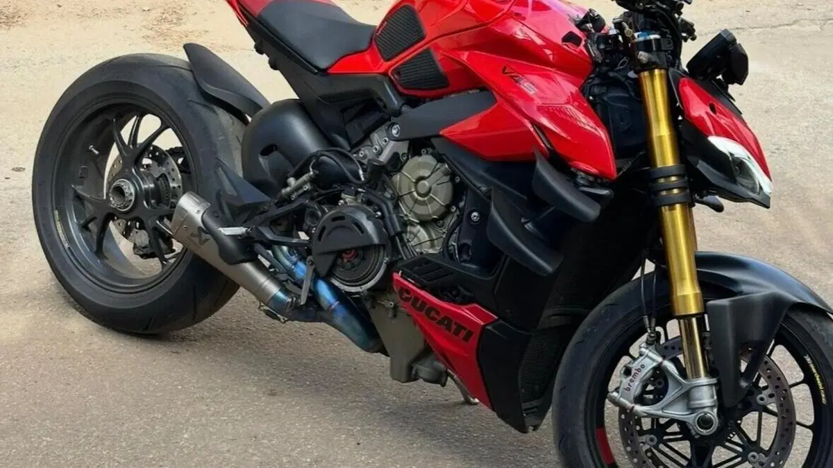 Ducati Streetfighter V4 S (2023 - 24)  (3)