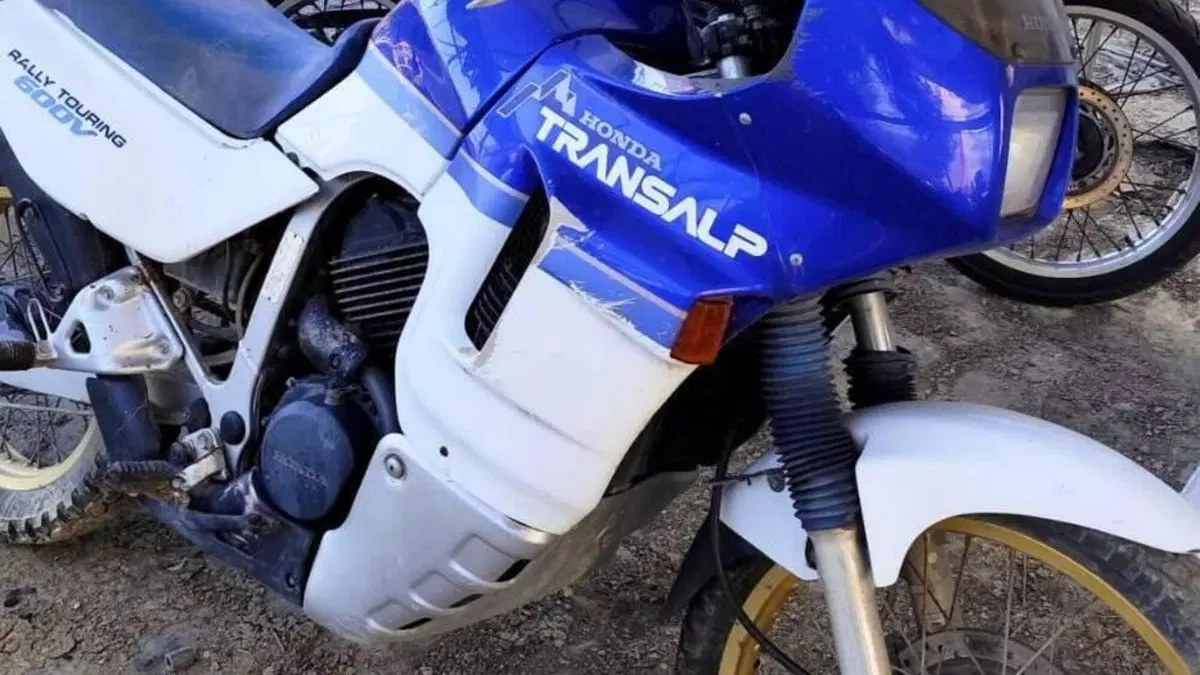 Honda Transalp XL 600V (1997 - 99)  (4)