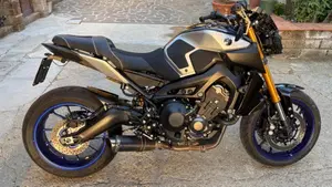 Yamaha MT-09 SP (2018 - 20)  (2)
