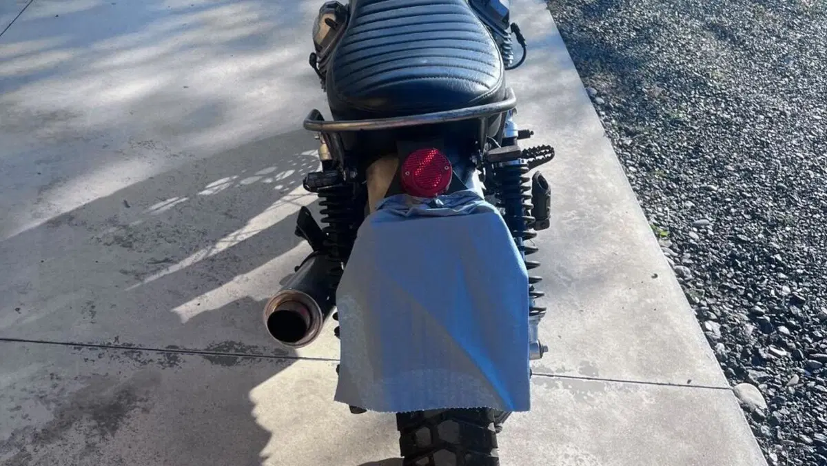Moto Guzzi Nevada 750 (2002 - 06)  (4)