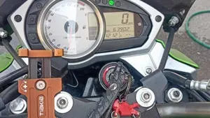 Kawasaki Z 750 (2007 - 14)  (5)