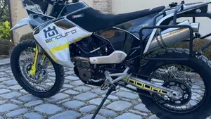Husqvarna 701 Enduro LR (2020)  (5)