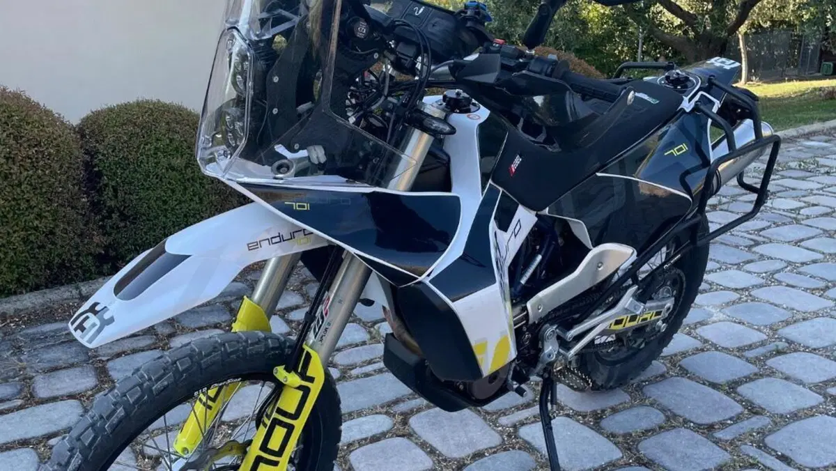 Husqvarna 701 Enduro LR (2020)  (6)