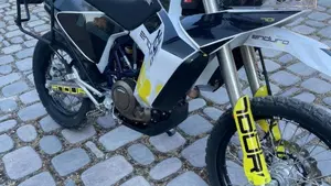 Husqvarna 701 Enduro LR (2020)  (8)