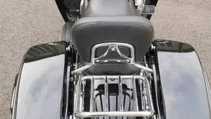 Harley-Davidson 107 Street Glide Special (2017 - 19) - FLHXS  (3)