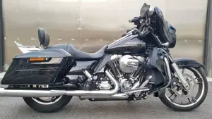 Harley-Davidson 107 Street Glide Special (2017 - 19) - FLHXS  (6)