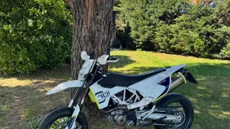 Husqvarna 701 Supermoto (2017 - 19) usata