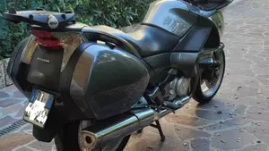Honda Deauville 700 ABS  (3)