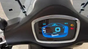Vespa Primavera 125 S (2023 - 25)  (5)
