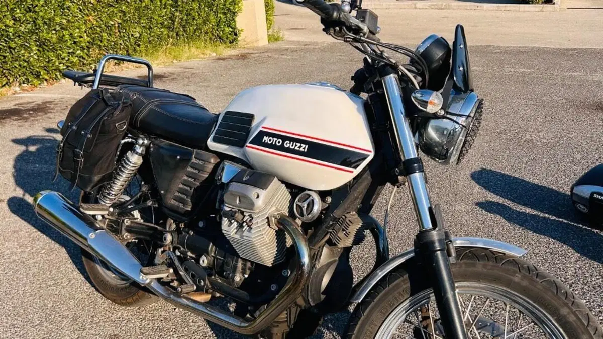 Moto Guzzi V7 Classic (2008 - 12)  (11)