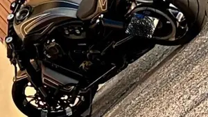 Harley-Davidson 1250 V-Rod Muscle (2009 - 17) - VRSCF  (2)