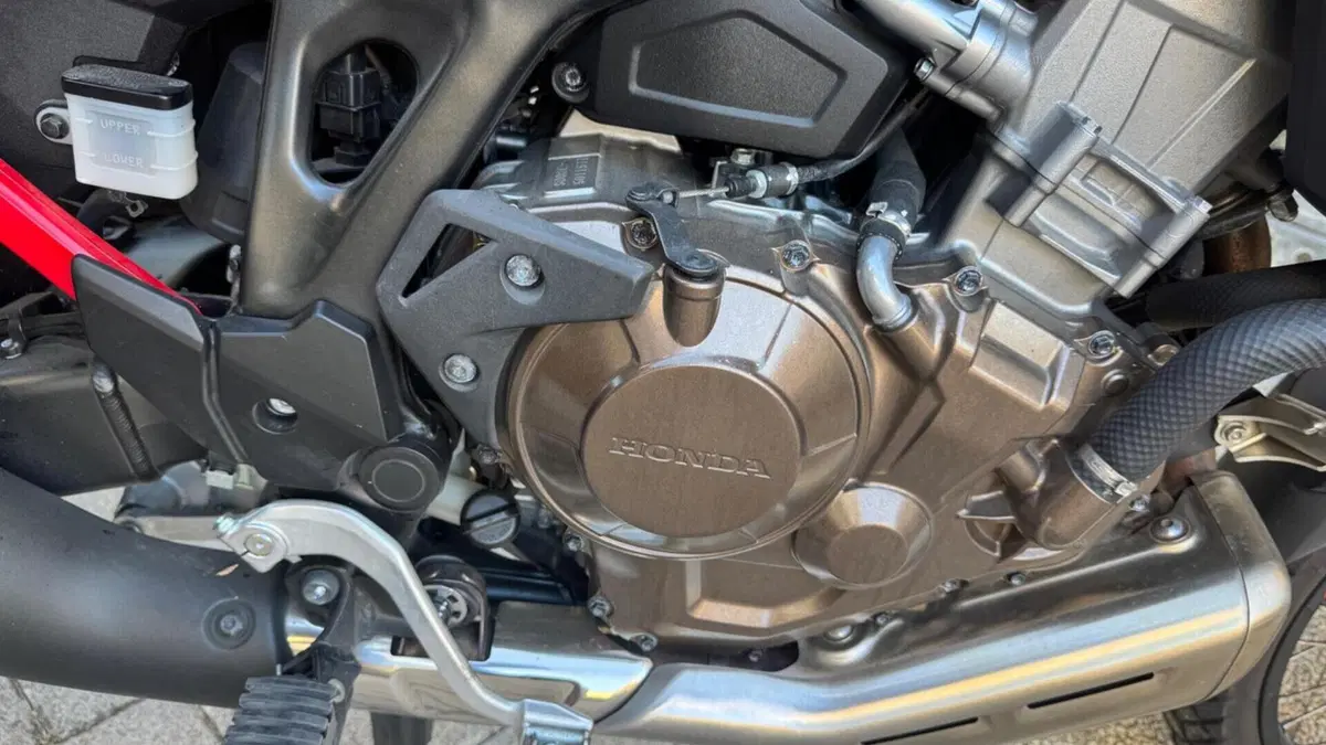 Honda Africa Twin CRF 1100L Urban (2020 - 21)  (14)