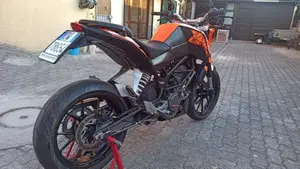 KTM 125 Duke  (2)