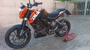KTM 125 Duke  (4)