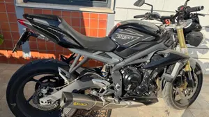 Triumph Street Triple R ABS (2013 - 17) 
