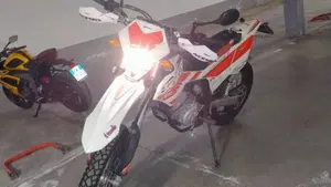 Betamotor RR 125 4T Enduro LC (2016 - 17)  (3)