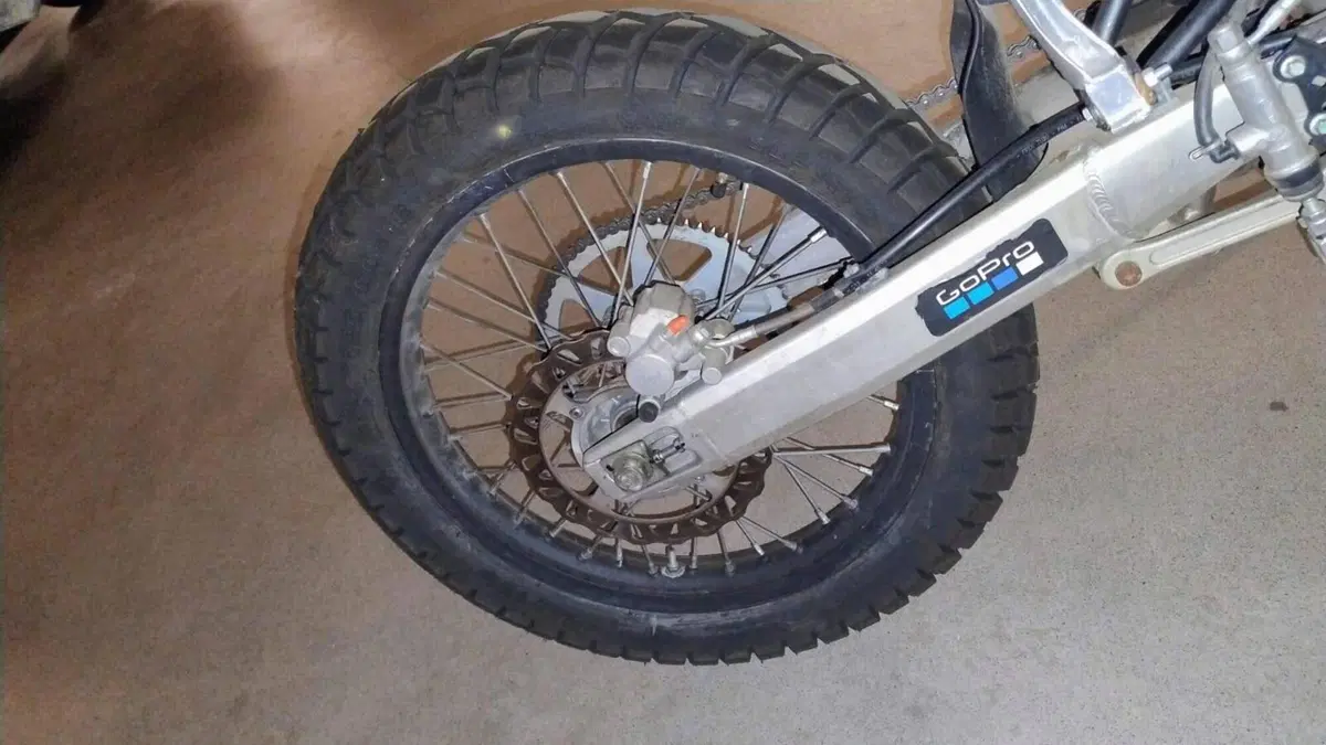Betamotor RR 125 4T Enduro LC (2016 - 17)  (6)