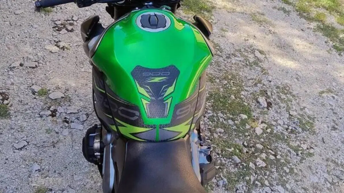 Kawasaki Z 900 (2019)  (2)
