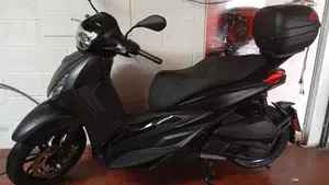 Piaggio Beverly 300 S ABS-ASR (2021 - 25)  (7)