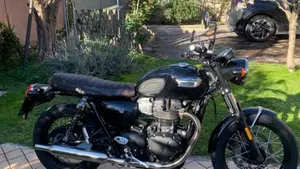 Triumph Bonneville T100 (2021 - 25) 