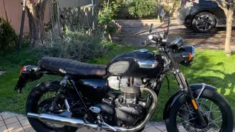 Triumph Bonneville T100 (2021 - 25) usata