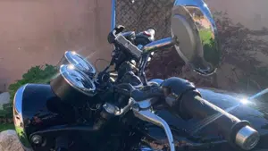 Triumph Bonneville T100 (2021 - 25)  (3)