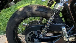 Triumph Bonneville T100 (2021 - 25)  (9)