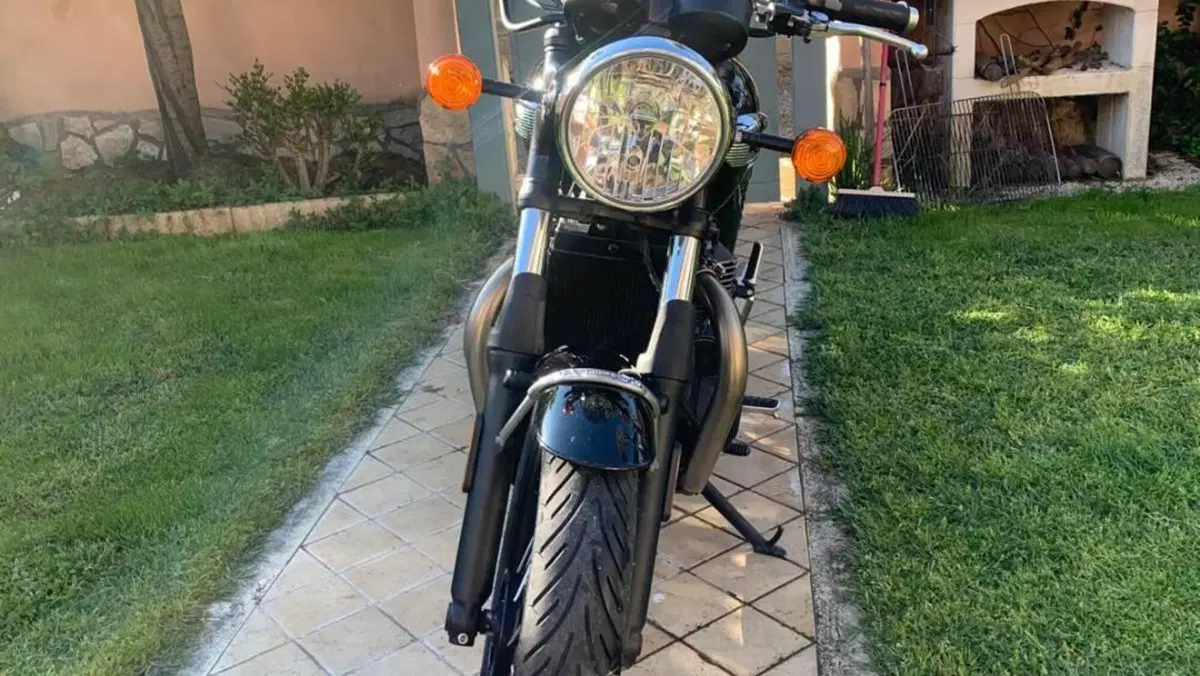 Triumph Bonneville T100 (2021 - 25)  (12)