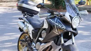 Honda Transalp XL 700 V (2007 - 2013)  (4)