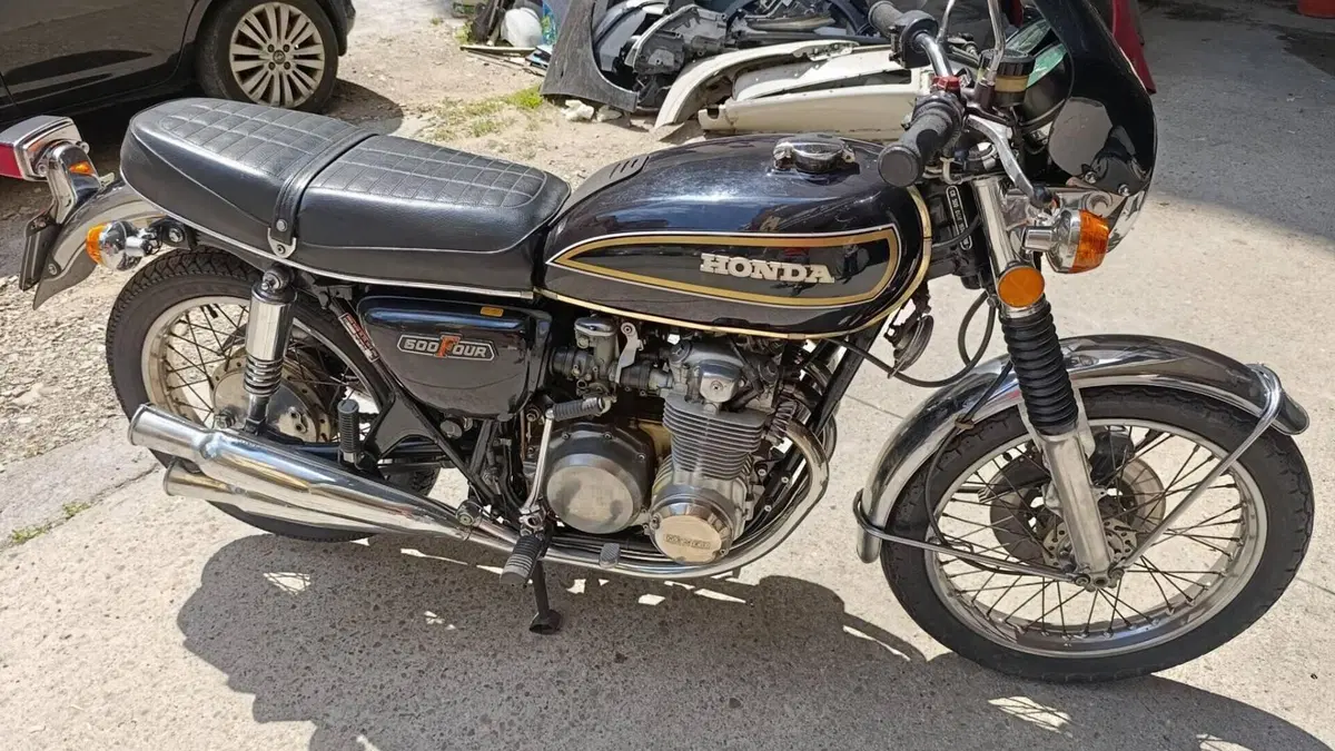 Honda   (2)