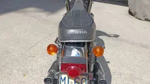 Honda   (6)