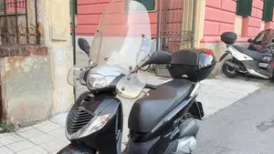 Honda SH 150i (2005 - 08)  (2)