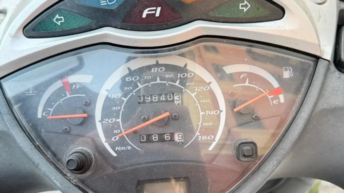 Honda SH 150i (2005 - 08)  (12)