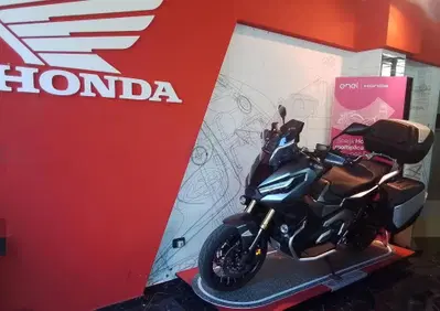 Honda X-ADV 750 DCT Travel (2021 - 24) - Annuncio 10065243