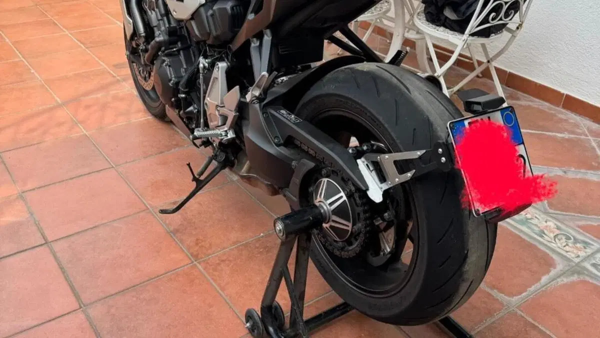 Honda CB 1000 R Black Edition (2021 - 25)  (2)
