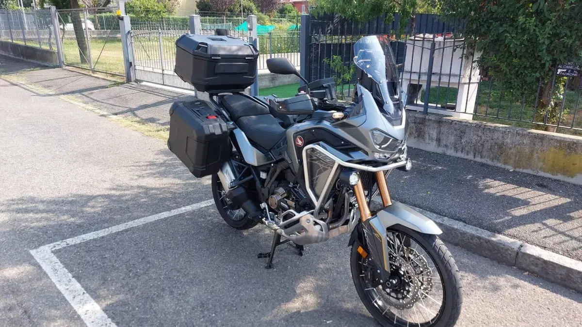 Honda Africa Twin CRF 1100L Adventure Sports DCT Travel Edition (2022 - 23)  (2)