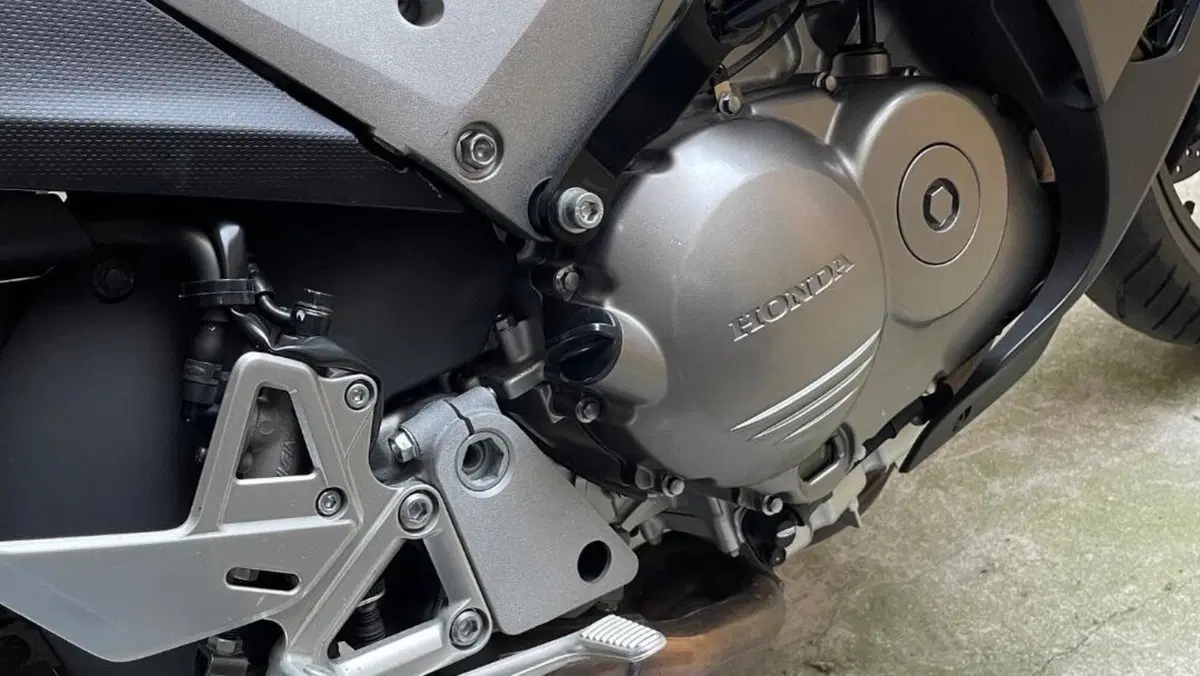 Honda Crossrunner ABS (2010 - 14)  (9)