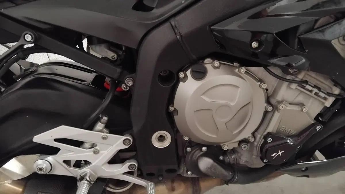 Bmw S 1000 R (2014 - 16)  (2)