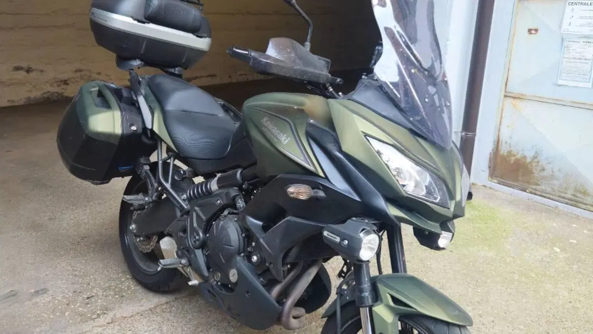 Kawasaki Versys 650 Tourer Plus (2017 - 20)  (2)