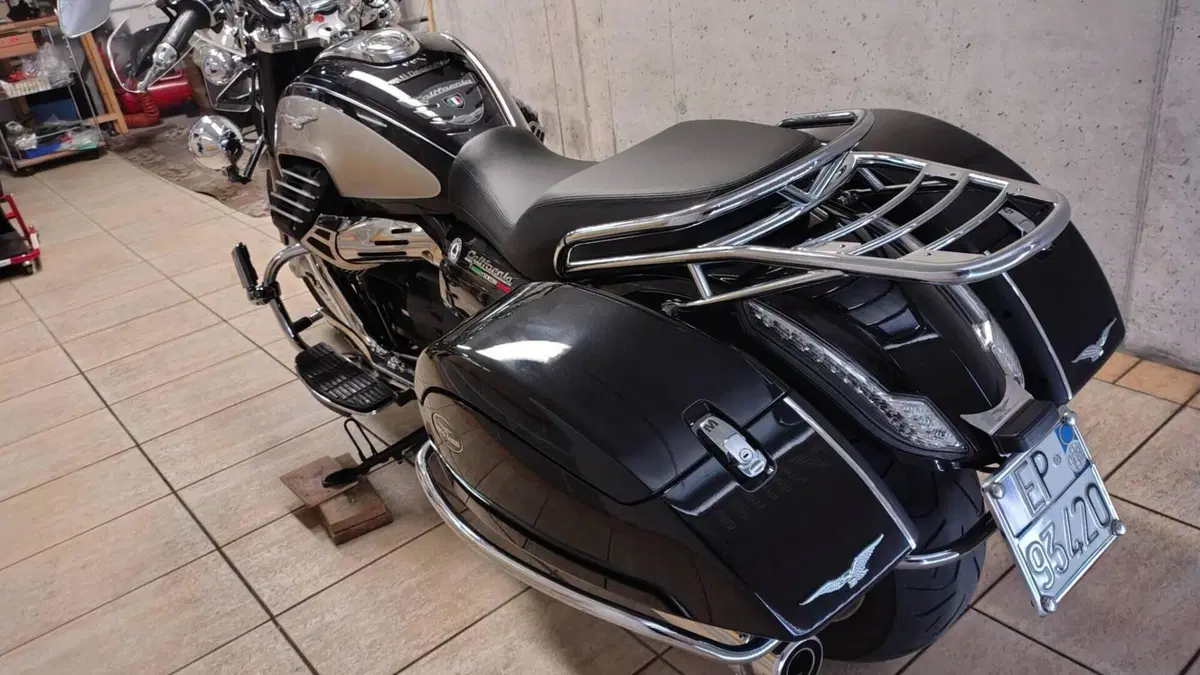 Moto Guzzi California 1400 Touring (2017 - 20)  (5)