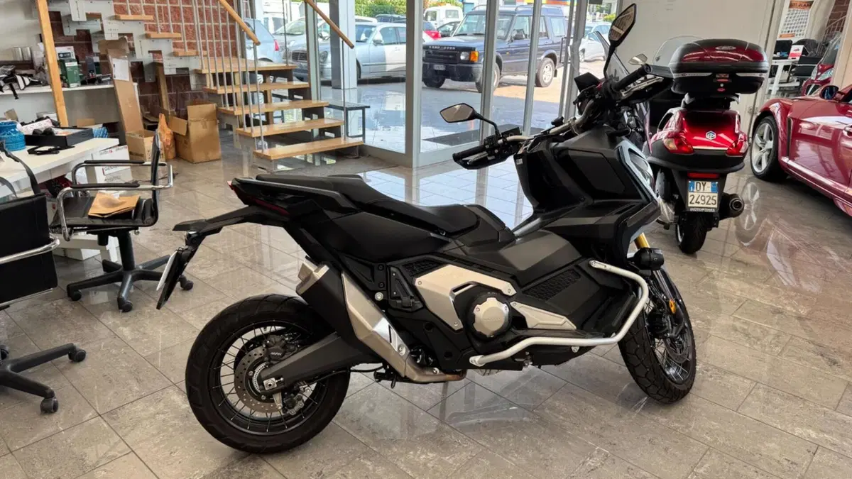 Honda X-ADV 750 DCT (2021 - 24)  (6)