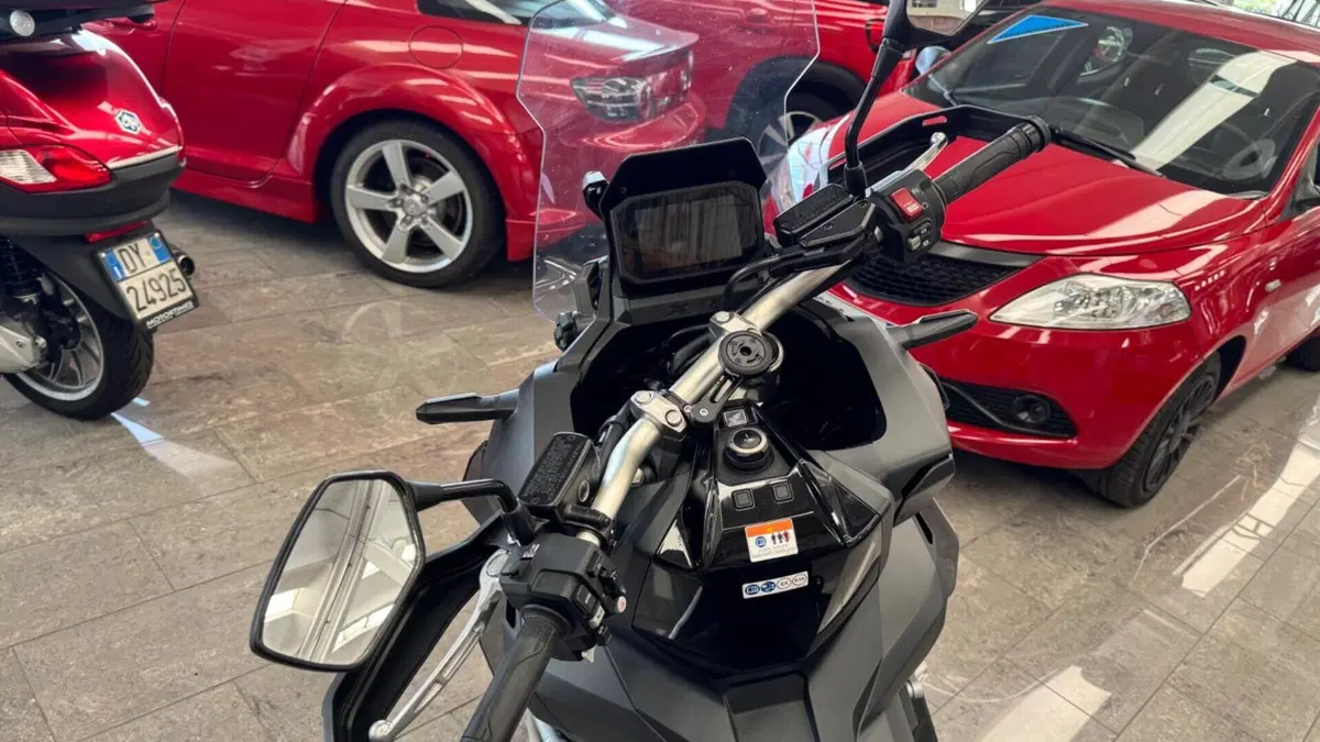 Honda X-ADV 750 DCT (2021 - 24)  (10)