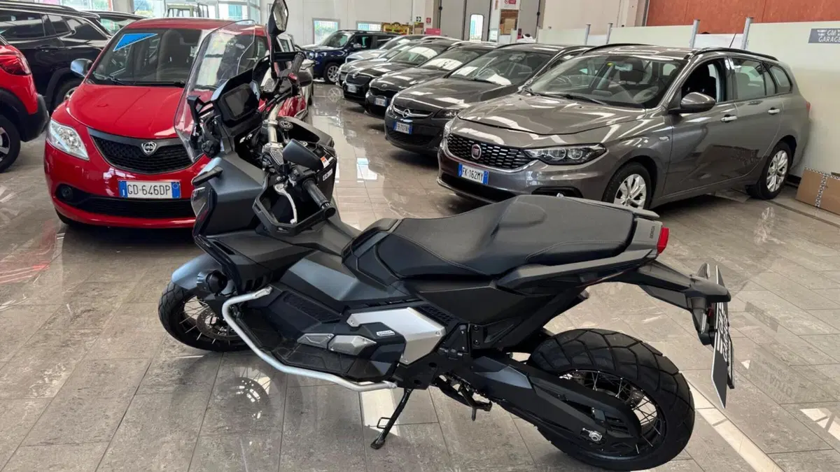 Honda X-ADV 750 DCT (2021 - 24)  (11)