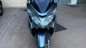Suzuki Burgman AN 400 (2008 - 13)  (2)