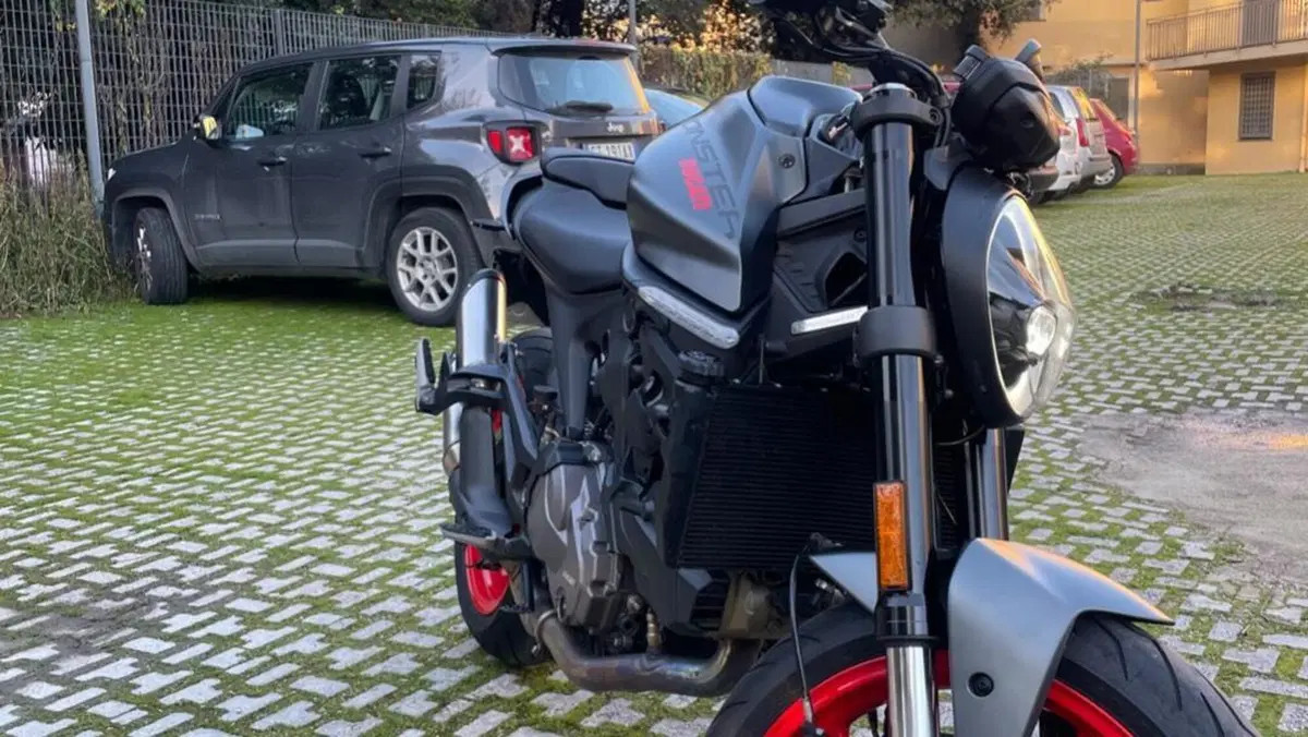 Ducati Monster 937 (2021 - 25)  (5)