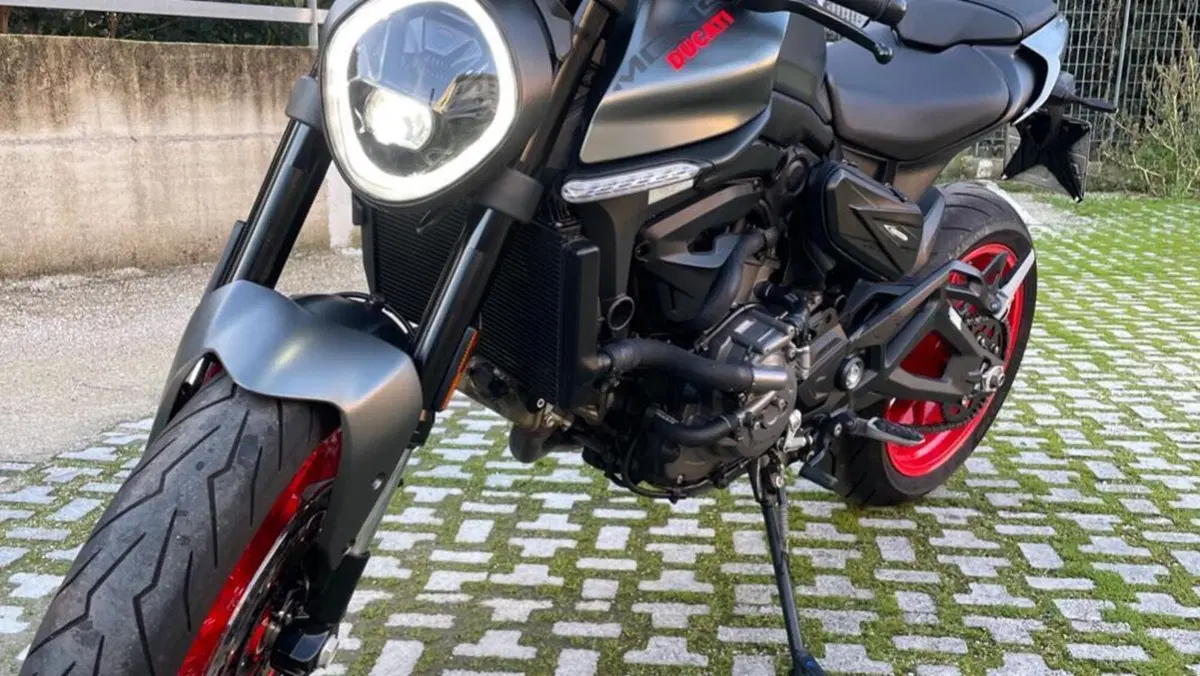 Ducati Monster 937 (2021 - 25)  (6)